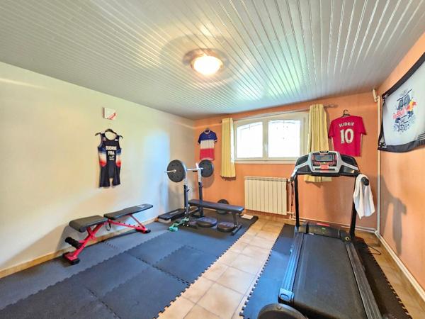 Maison à vendre La Couronne 7 pièce(s) 170 m2