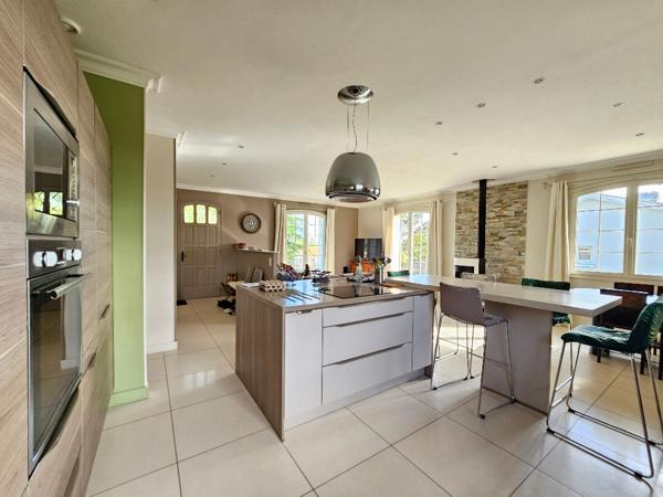 Maison à vendre La Couronne 7 pièce(s) 170 m2
