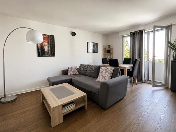 CHAVILLE - Appartement 2 pièces Loyer 1 185 €/mois charges comprises **  - Référence  733-C