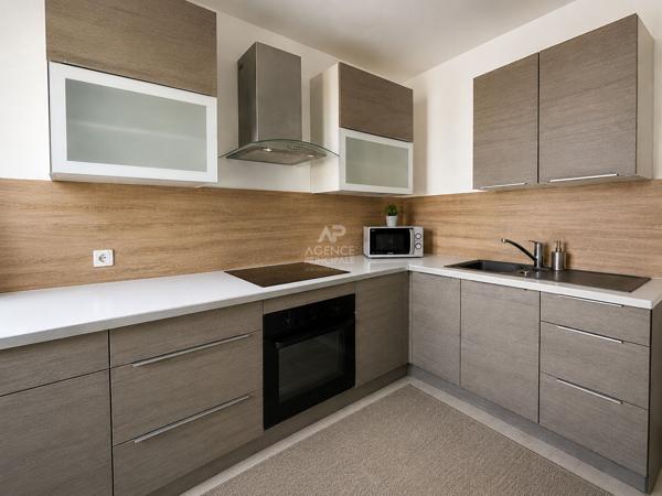 CHAVILLE - Appartement 2 pièces Loyer 1 185 €/mois charges comprises **  - Référence  733-C