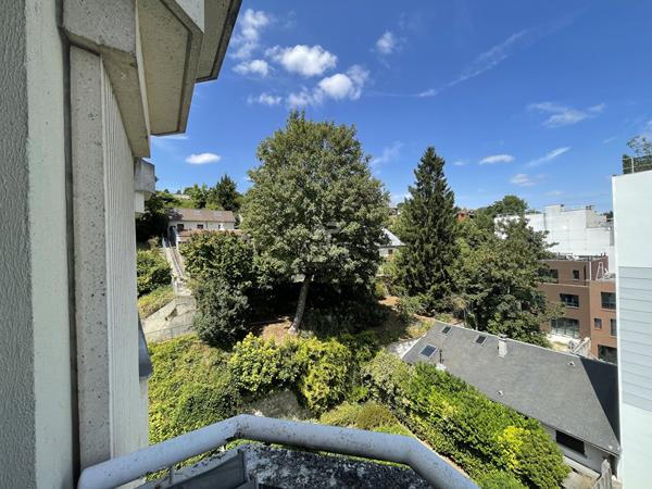 CHAVILLE - Appartement 2 pièces Loyer 1 185 €/mois charges comprises **  - Référence  733-C