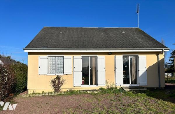 Maison avec un beau terrain à AGON-COUTAINVILLE