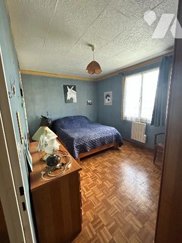 Maison avec un beau terrain à AGON-COUTAINVILLE