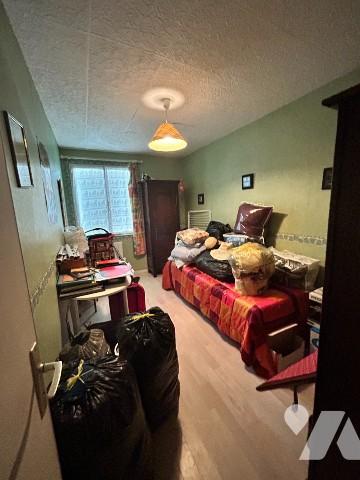 Maison avec un beau terrain à AGON-COUTAINVILLE