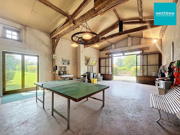 À 10 min de Montrond-les-Bains ? Ancien corps de ferme en ?L' avec fort potentiel !