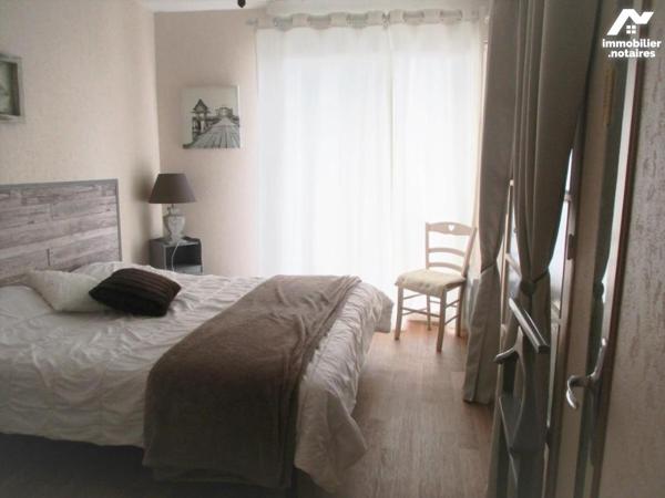 DEUX PIECES - CAVE et GARAGE