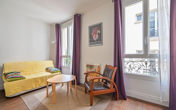 Appartement à vendre    1 pièce • 25 m2 Paris 20