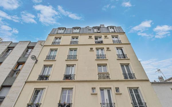 Appartement à vendre    1 pièce • 25 m2 Paris 20