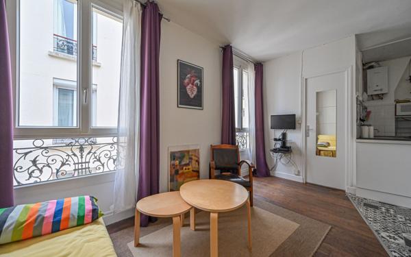 Appartement à vendre    1 pièce • 25 m2 Paris 20