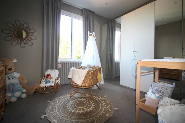 Magny-en-Vexin (95420) Cergy à 10 minutes, maison d'exeption 550m² sur terrain de 5770 m² piscine