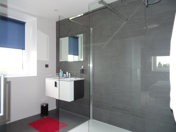 Magny-en-Vexin (95420) Cergy à 10 minutes, maison d'exeption 550m² sur terrain de 5770 m² piscine