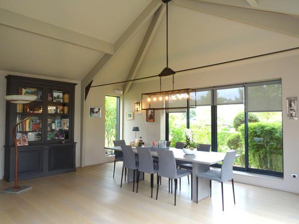 Magny-en-Vexin (95420) Cergy à 10 minutes, maison d'exeption 550m² sur terrain de 5770 m² piscine