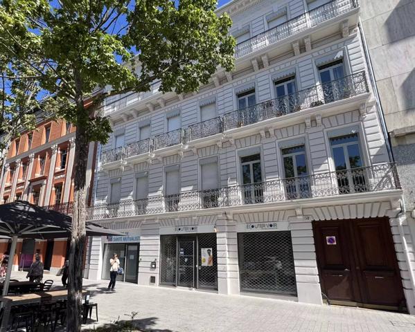Appartement T4 - 110 m2 - Allée Jean Jaurès