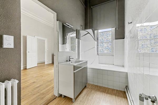 Appartement T4 - 110 m2 - Allée Jean Jaurès