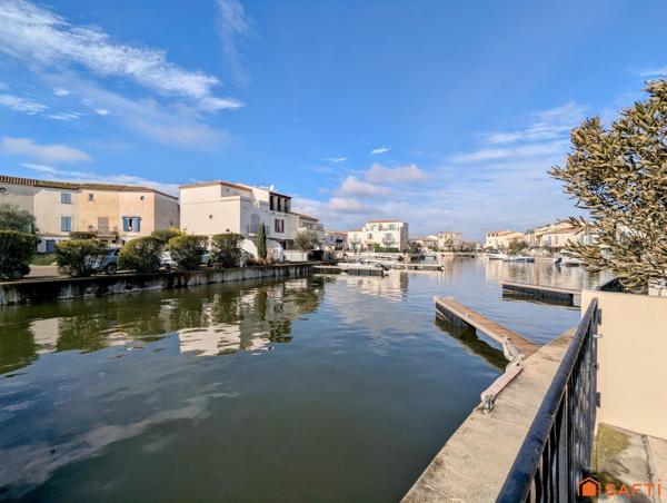 Marina triplex avec amarrage privé, terrasse et solarium