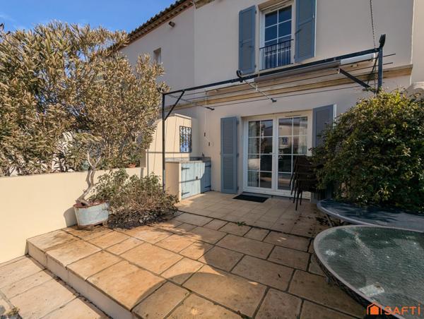 Marina triplex avec amarrage privé, terrasse et solarium