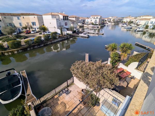 Marina triplex avec amarrage privé, terrasse et solarium