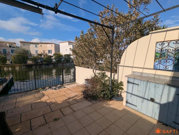 Marina triplex avec amarrage privé, terrasse et solarium