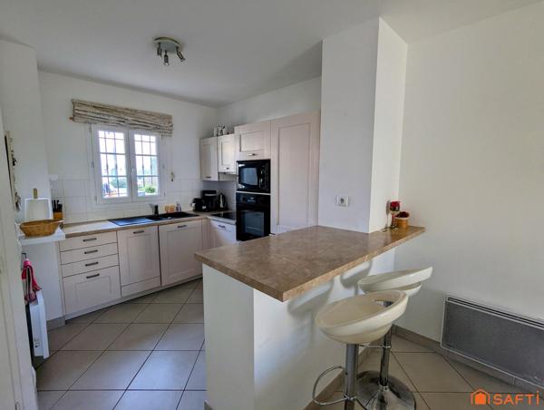 Marina triplex avec amarrage privé, terrasse et solarium