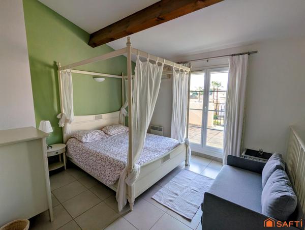 Marina triplex avec amarrage privé, terrasse et solarium