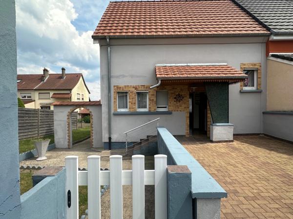 Maison à vendre 4 pièces CREUTZWALD (57) avec garage et jardin