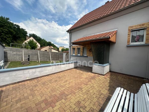 Maison à vendre 4 pièces CREUTZWALD (57) avec garage et jardin
