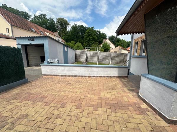 Maison à vendre 4 pièces CREUTZWALD (57) avec garage et jardin