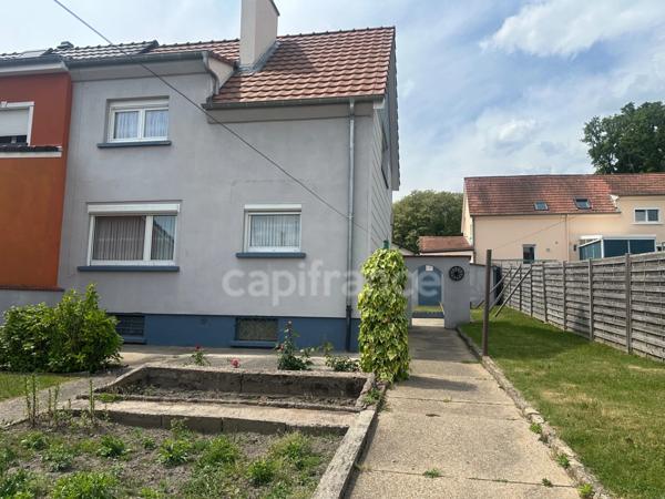 Maison à vendre 4 pièces CREUTZWALD (57) avec garage et jardin