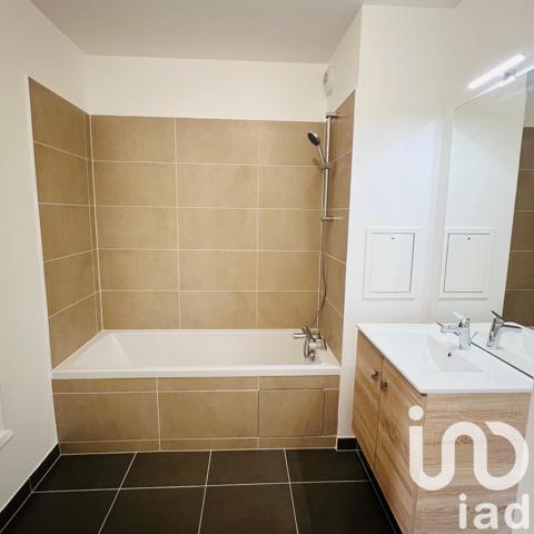 Appartement à vendre 2 pièces 43 m² Saint-Cyr-l'École