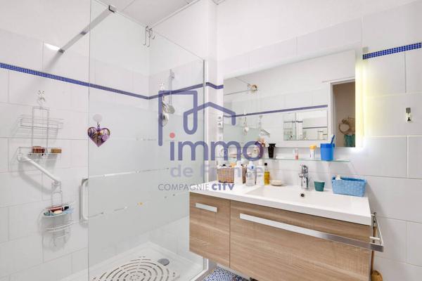 Grand appartement 3 pièces avec garage