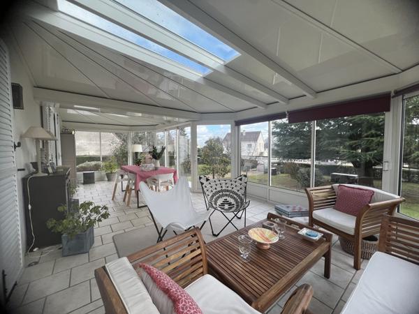 À vendre - Maison individuelle, 6 pièces située à Saint-Cyr-sur-Loire (37540)