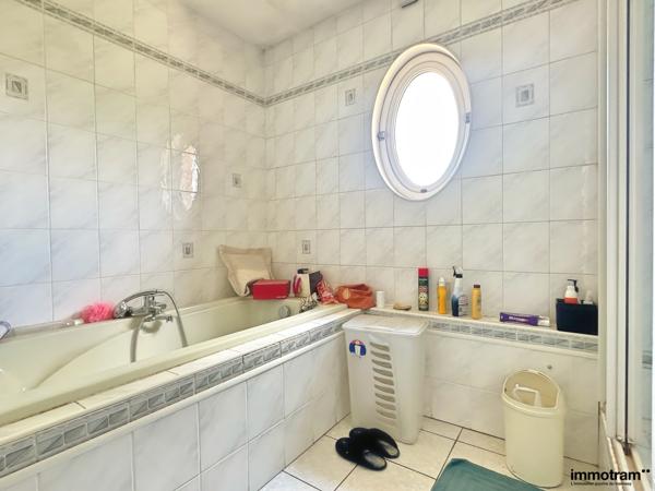Vente Maison 122m2 - 4 chambre(s) - Marcq en Baroeul, • Réf. VM29509
