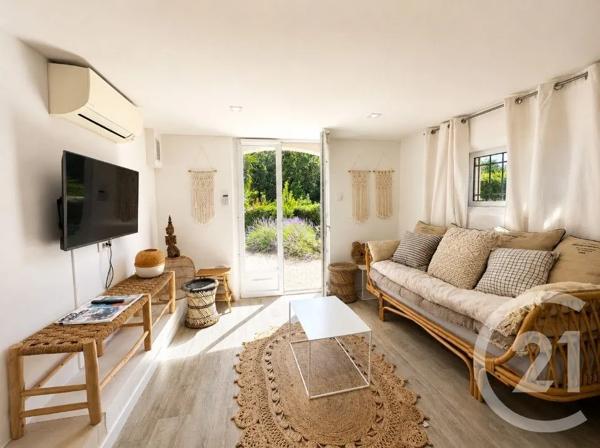Maison à vendre  6 pièces - 170 m 2   COGOLIN  - 83