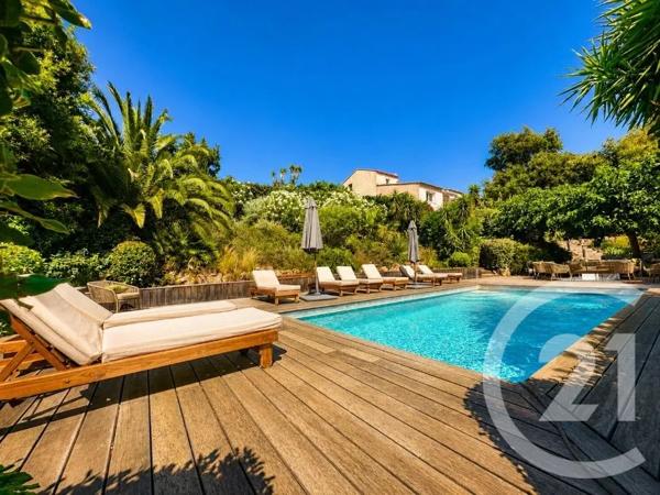 Maison à vendre  6 pièces - 170 m 2   COGOLIN  - 83