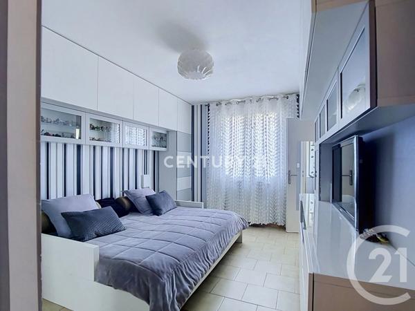 Maison à vendre  6 pièces - 169,28 m 2   CARNOUX EN PROVENCE  - 13