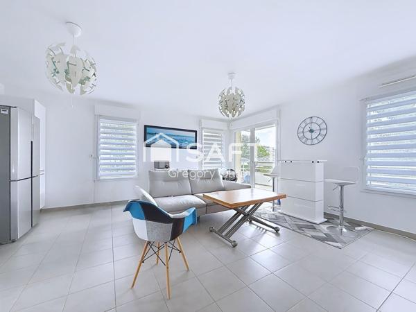 À 700 mètres  de la mer avec une place de parking privative