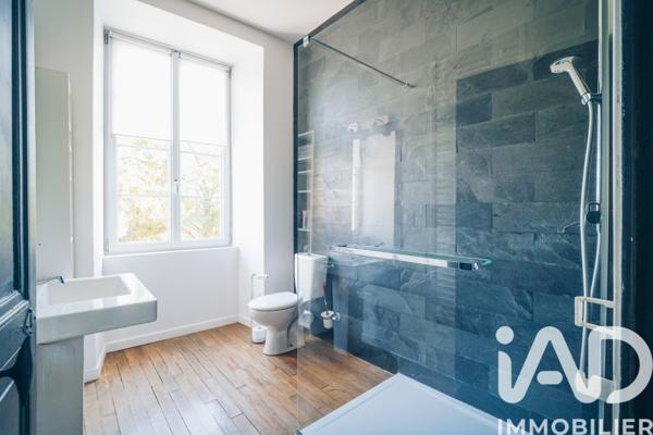 Maison à vendre 12 pièces 328 m² Mayenne