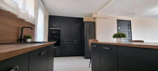 Appartement T4 de 88 m² avec garage - cave, balcon et loggias
