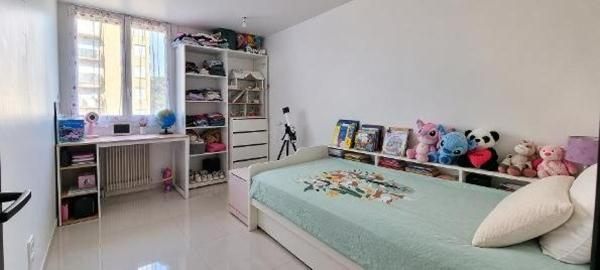 Appartement T4 de 88 m² avec garage - cave, balcon et loggias