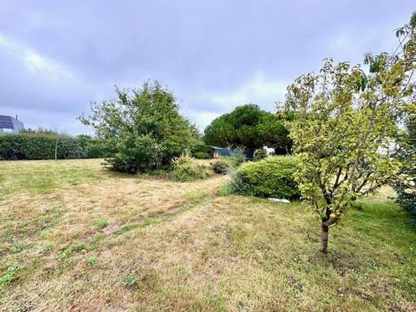 1 km du centre et des commodités - terrain plat de 697 m2