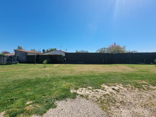 Terrain  635 m²  635 m²