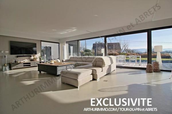 Vente Villa 6 pièces 222 m2 à La Tour-du-Pin