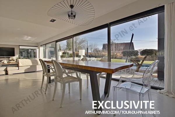 Vente Villa 6 pièces 222 m2 à La Tour-du-Pin