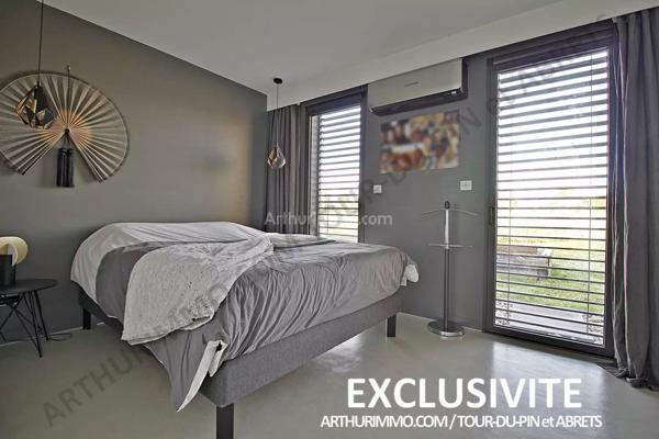 Vente Villa 6 pièces 222 m2 à La Tour-du-Pin