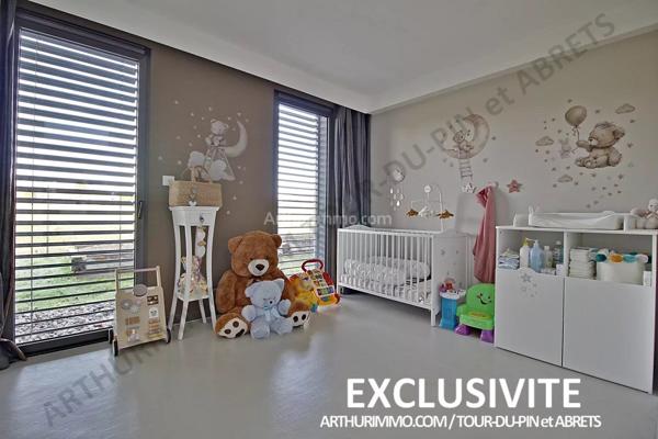 Vente Villa 6 pièces 222 m2 à La Tour-du-Pin