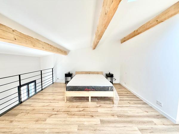 Maison 2 pièce(s) avec jardin et dependance 77.42 m2
