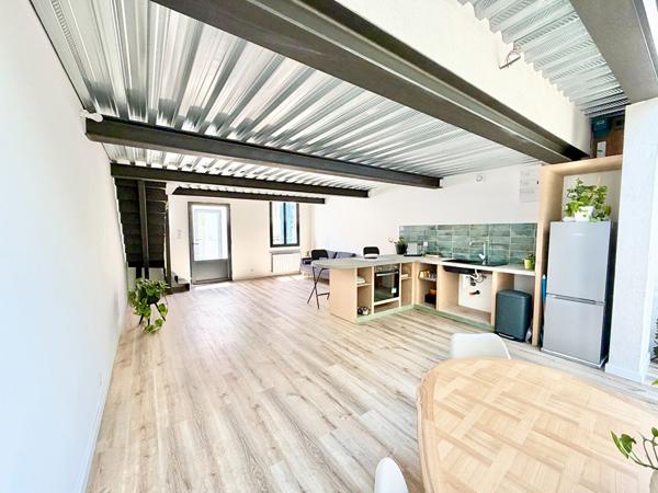 Maison 2 pièce(s) avec jardin et dependance 77.42 m2