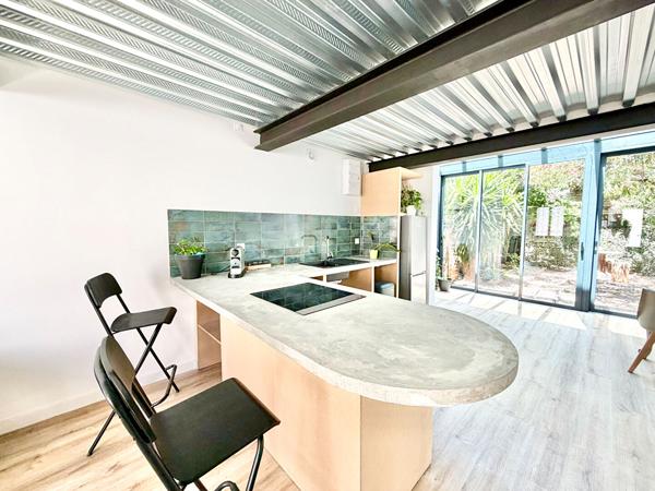 Maison 2 pièce(s) avec jardin et dependance 77.42 m2