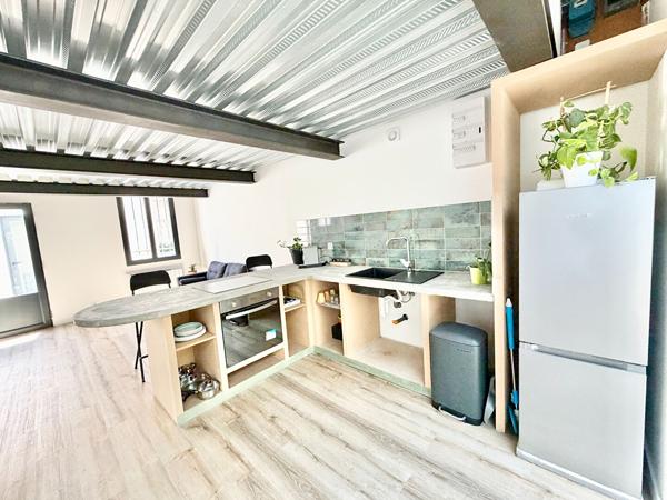 Maison 2 pièce(s) avec jardin et dependance 77.42 m2