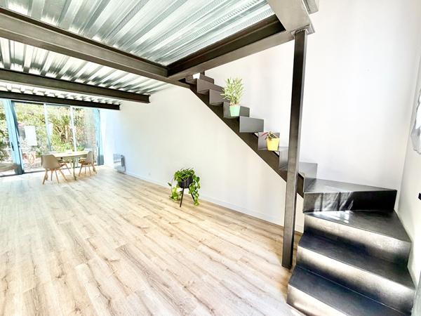 Maison 2 pièce(s) avec jardin et dependance 77.42 m2